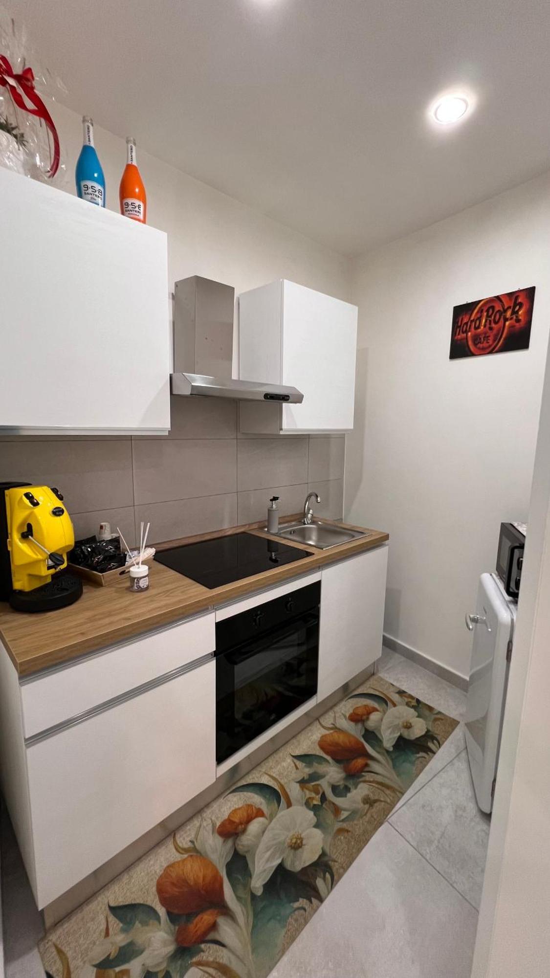 Holiday Home Number 8 Napoli Ngoại thất bức ảnh